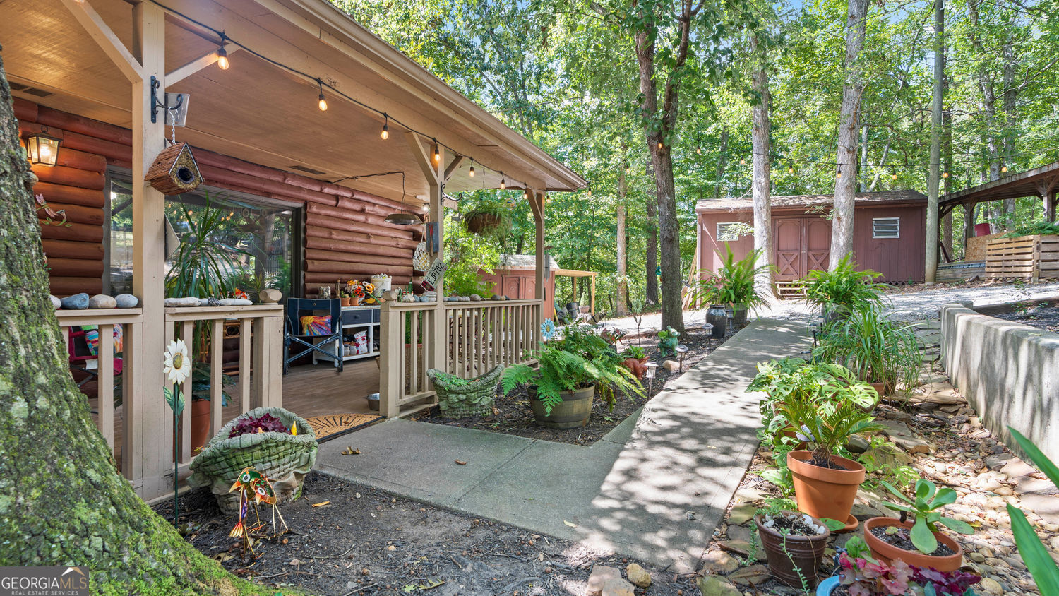520 George Gray LN