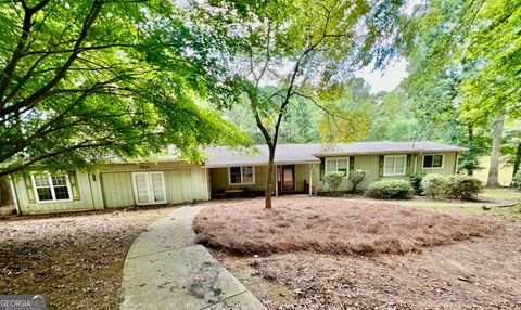 A home in Newnan