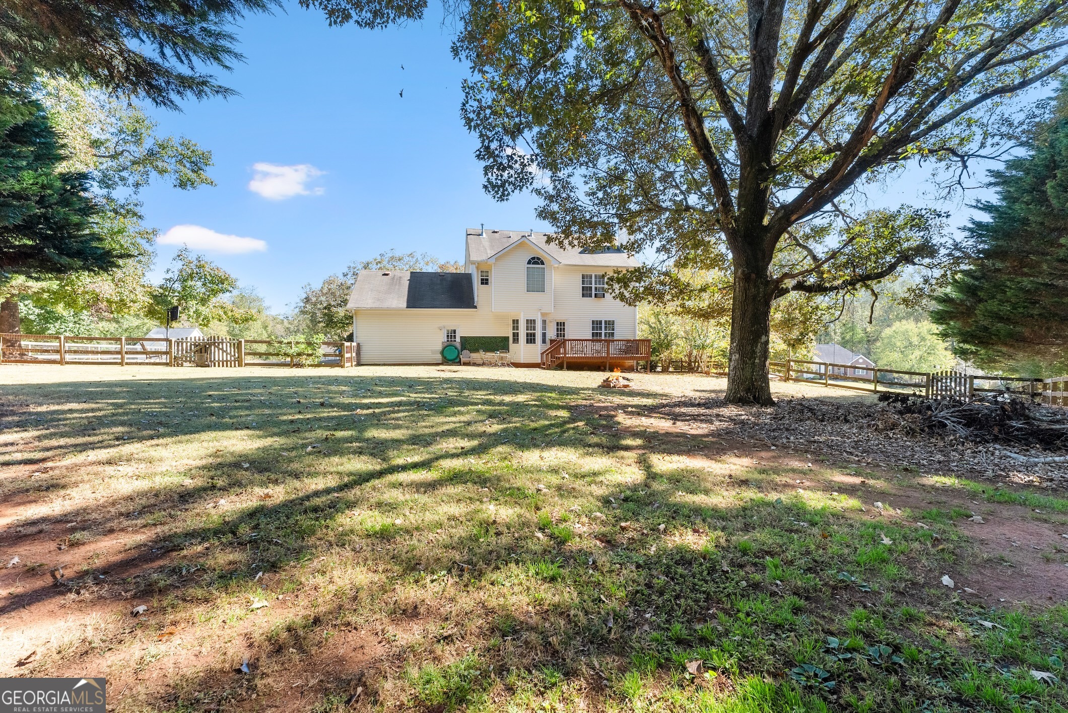 Hendrix Place - Residential