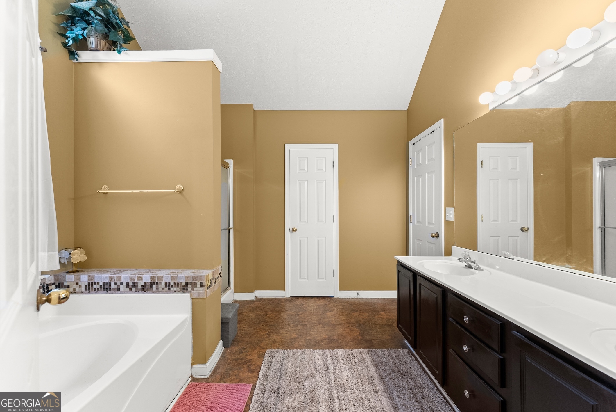Hendrix Place - Residential