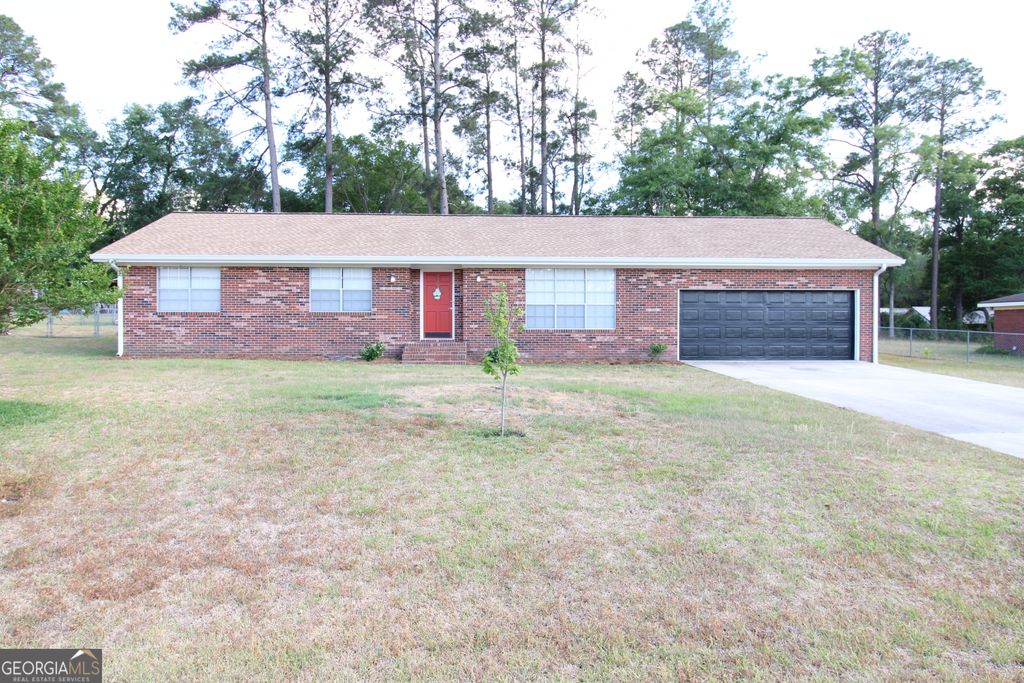 Photo of 2337 Spring St, Waycross, GA 31503 (MLS # 10740126)