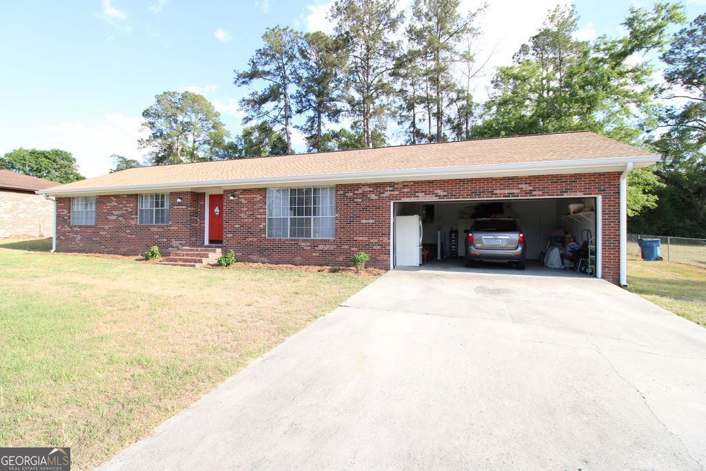 Photo of 2337 Spring St, Waycross, GA 31503 (MLS # 10740126)