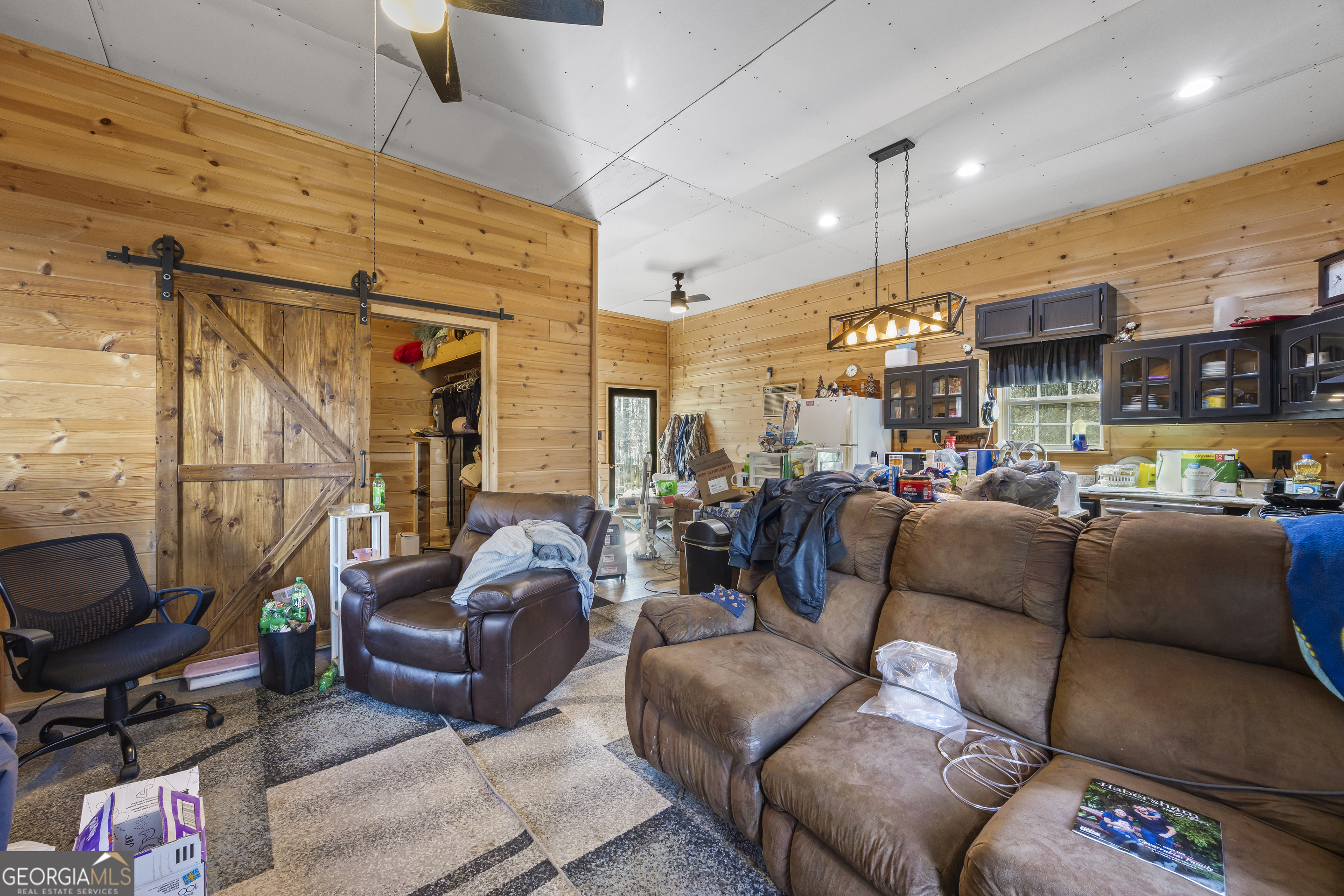 183 Golden Valley DR