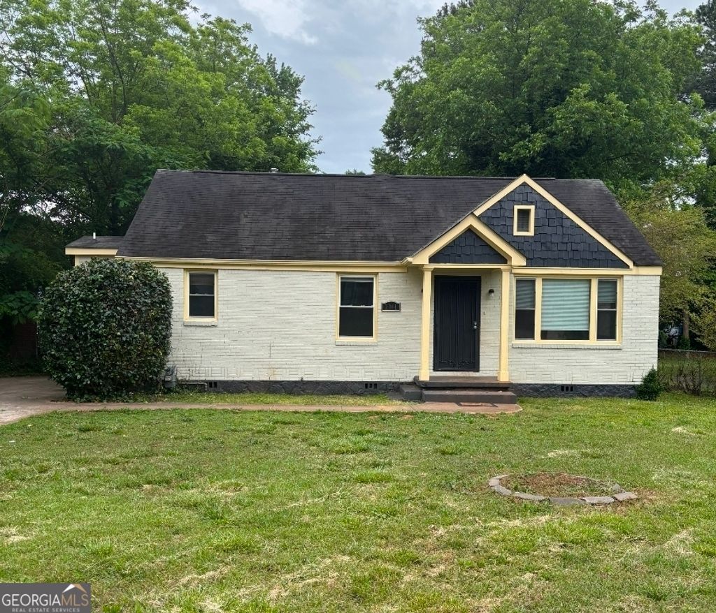 Photo of 2001 Merle Circle, Decatur, GA 30032 (MLS # 10767117)