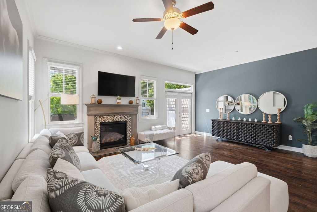 Photo of 241 Cole Street NE, Marietta, GA 30060 (MLS # 10764879)