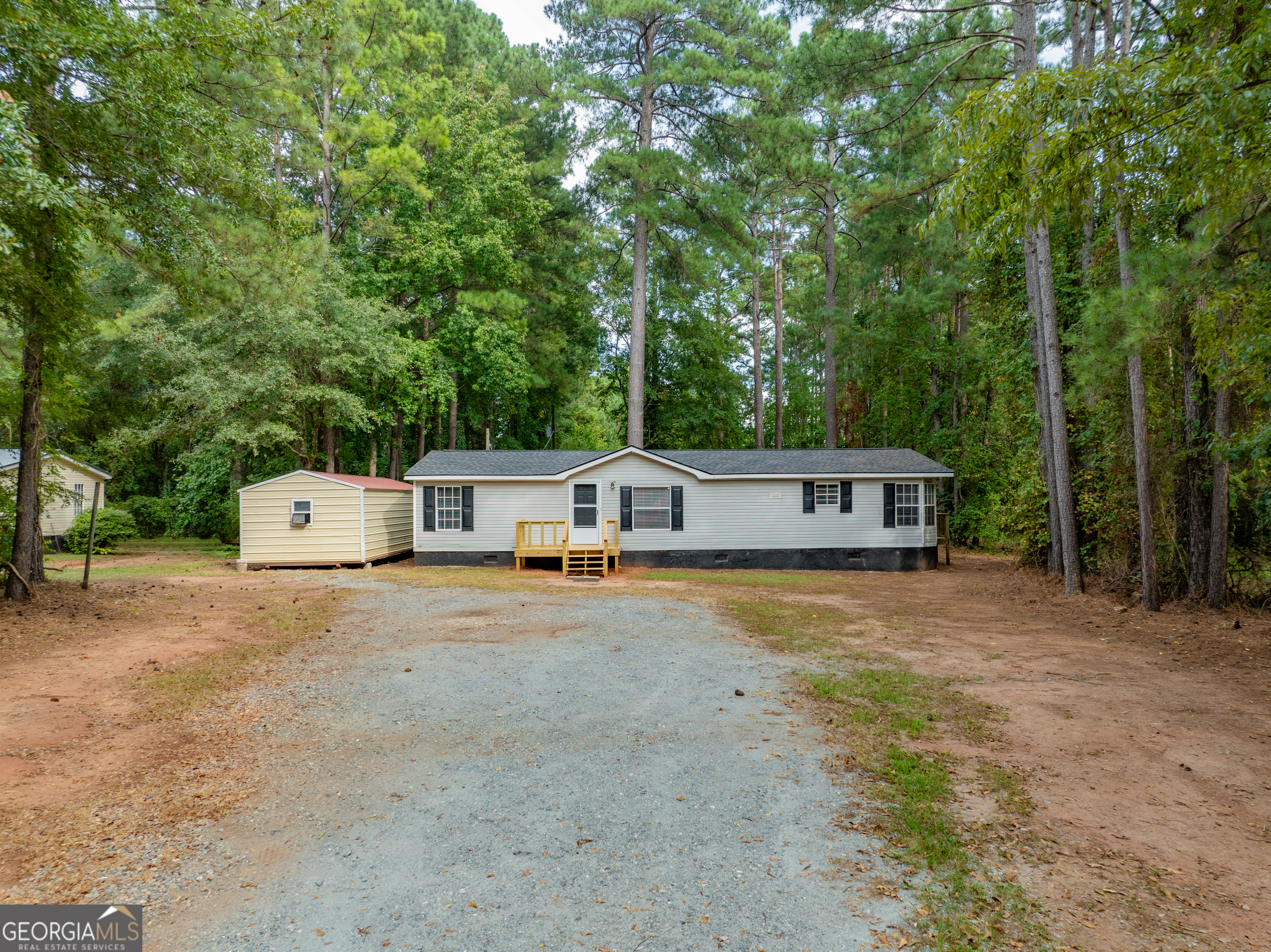 View Milledgeville, GA 31061 mobile home