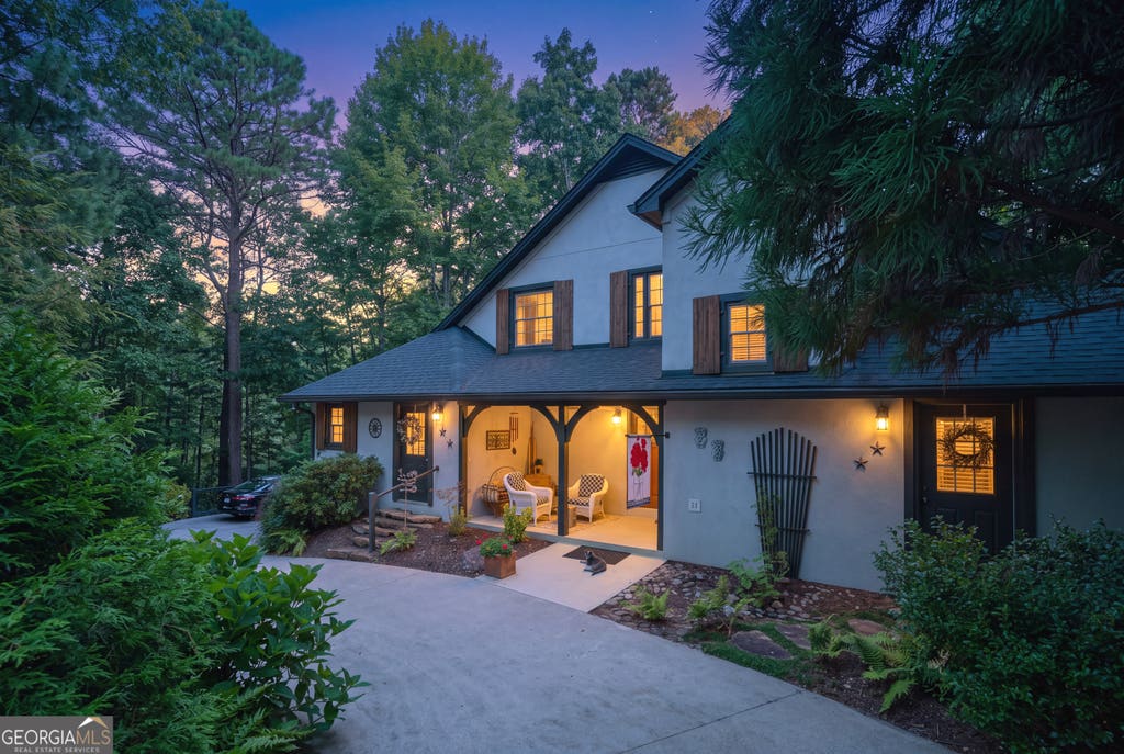 Photo of 41 International Village Drive, Helen, GA 30545 (MLS # 10814207)