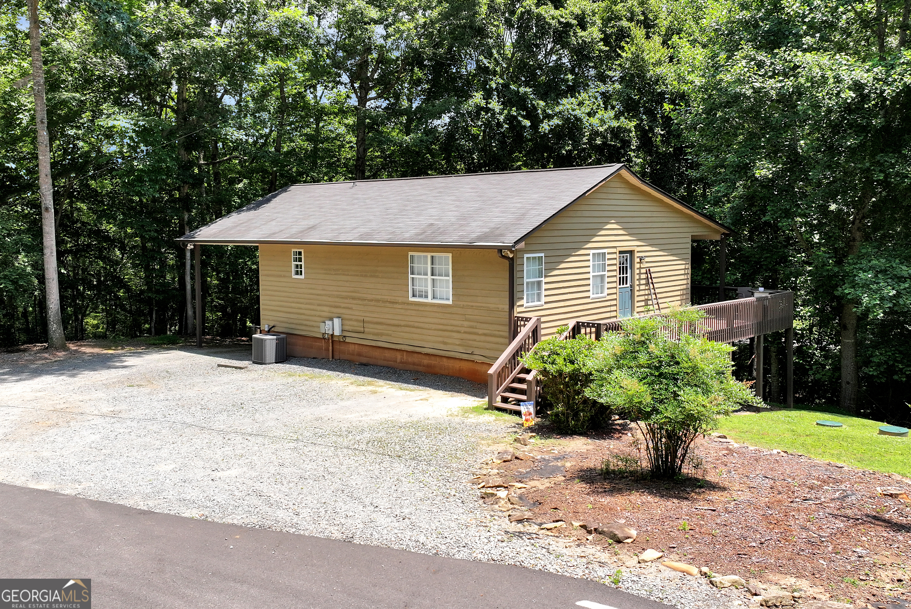 6 Spalding CT