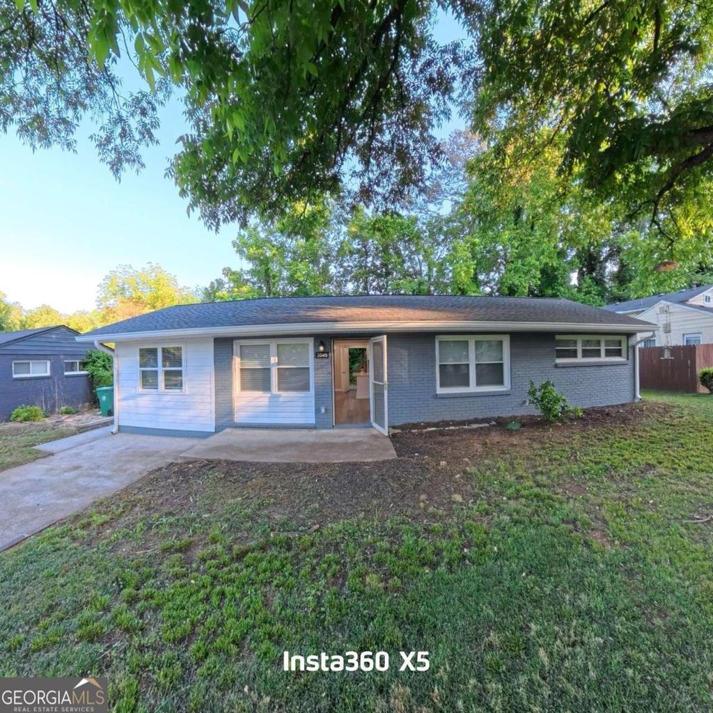 Photo of 3045 Lindon Lane, Decatur, GA 30033 (MLS # 10764868)