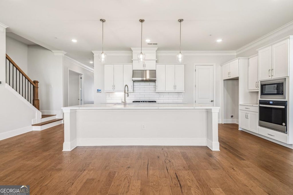 Photo of 261 Vinca Circle NW, Kennesaw, GA 30144 (MLS # 10793103)
