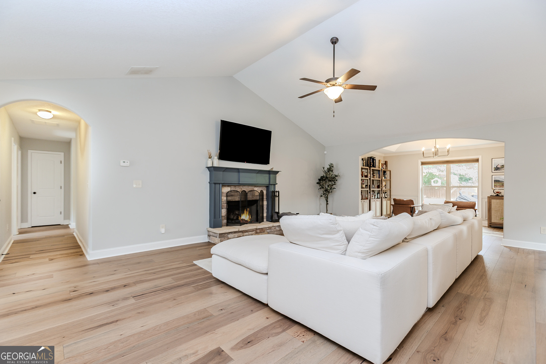 19 Redtail RD