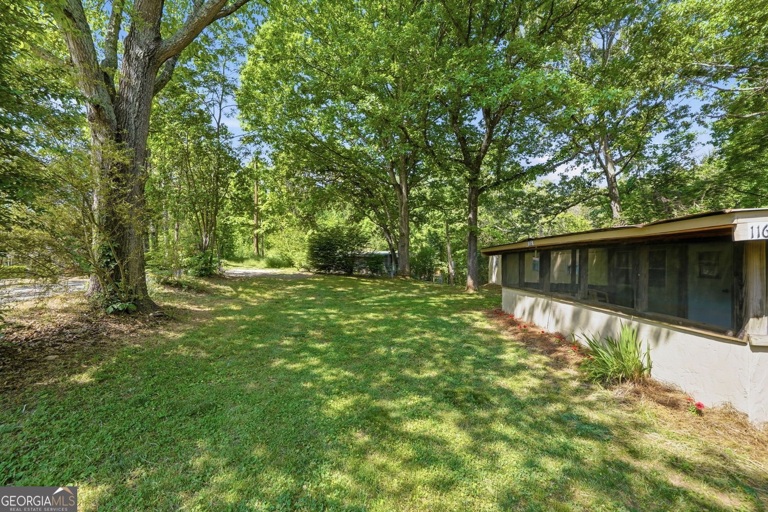 114 Oakcrest CIR