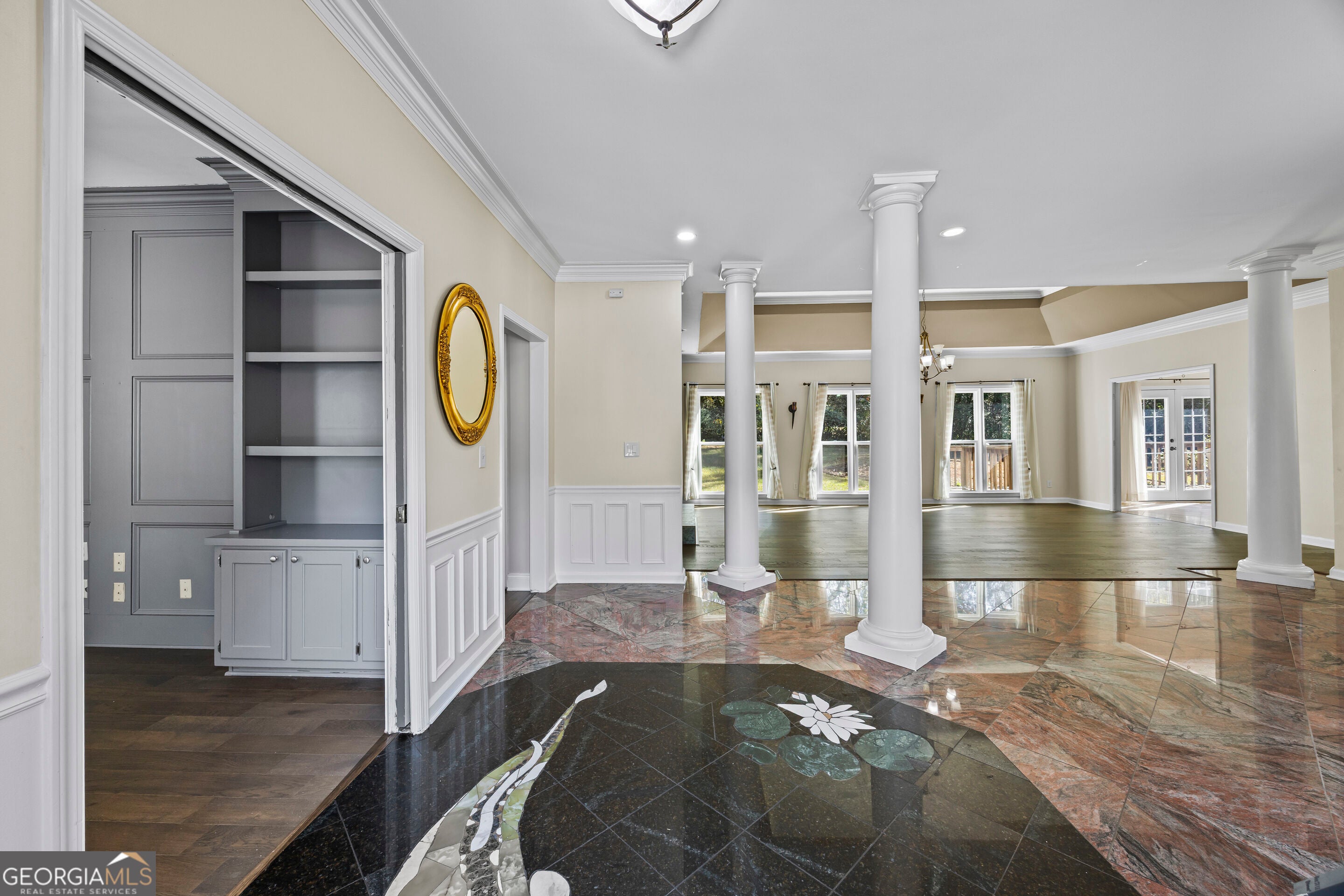 1851 Thousand Oaks LN