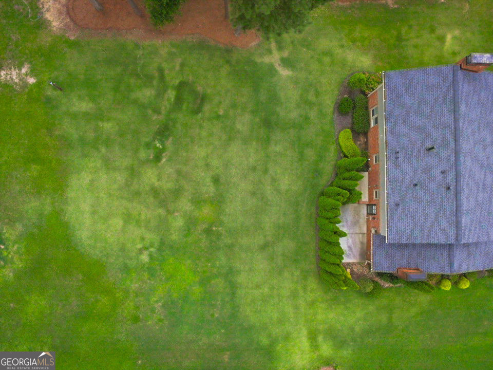 647 Shannon Green Circle SW