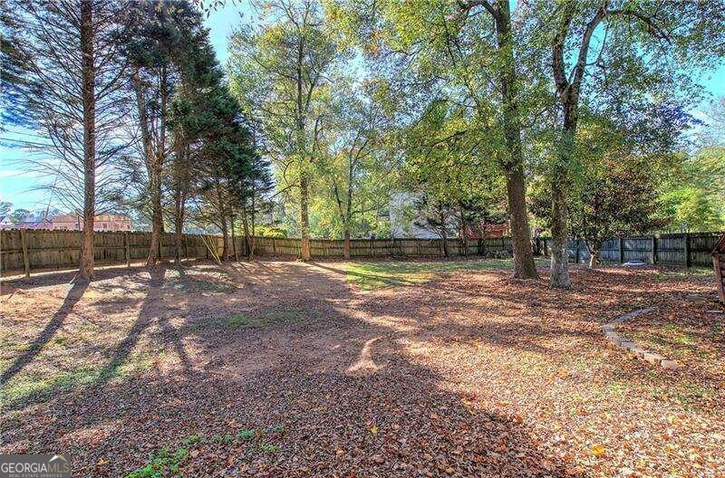 Holly Oaks - Residential