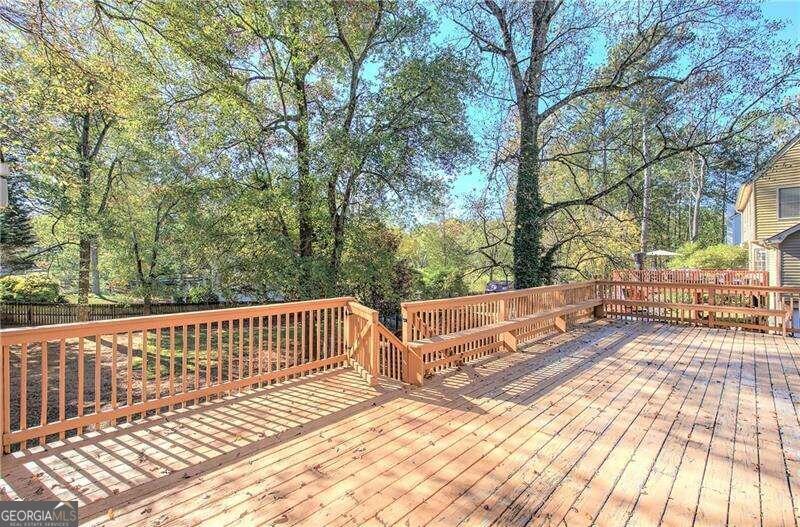 Holly Oaks - Residential