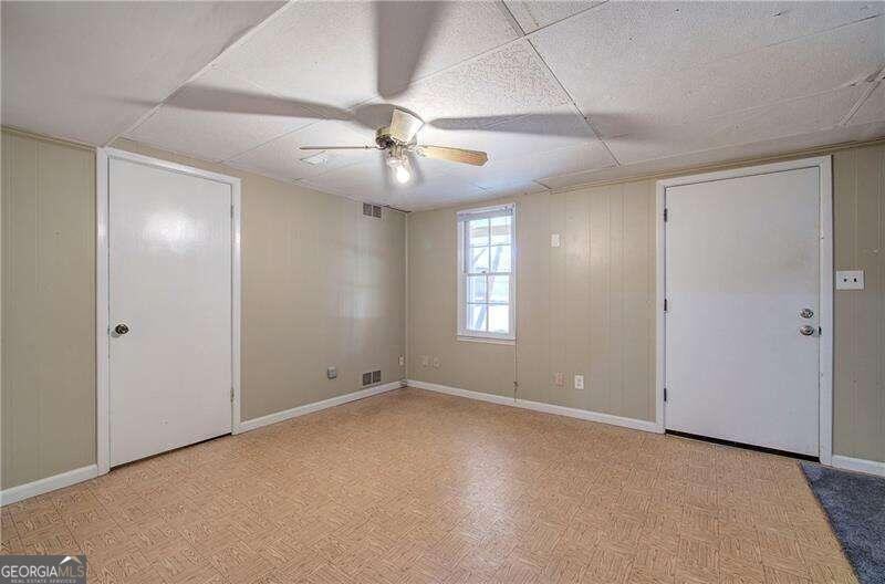 Holly Oaks - Residential