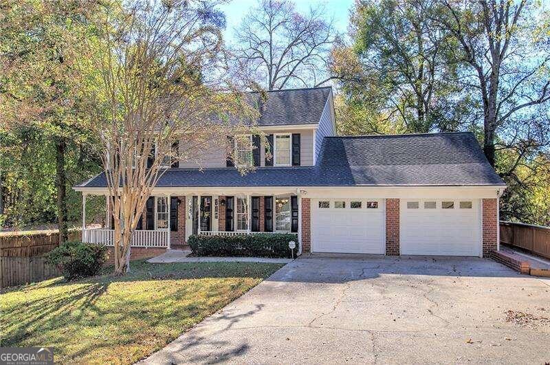 Holly Oaks - Residential