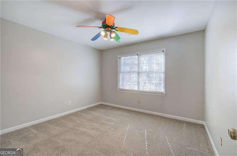 Holly Oaks - Residential