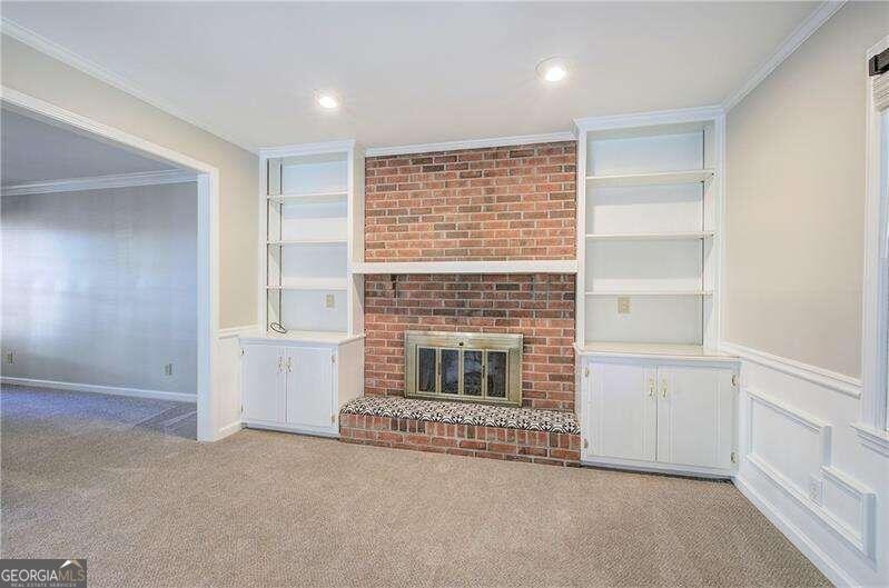 Holly Oaks - Residential