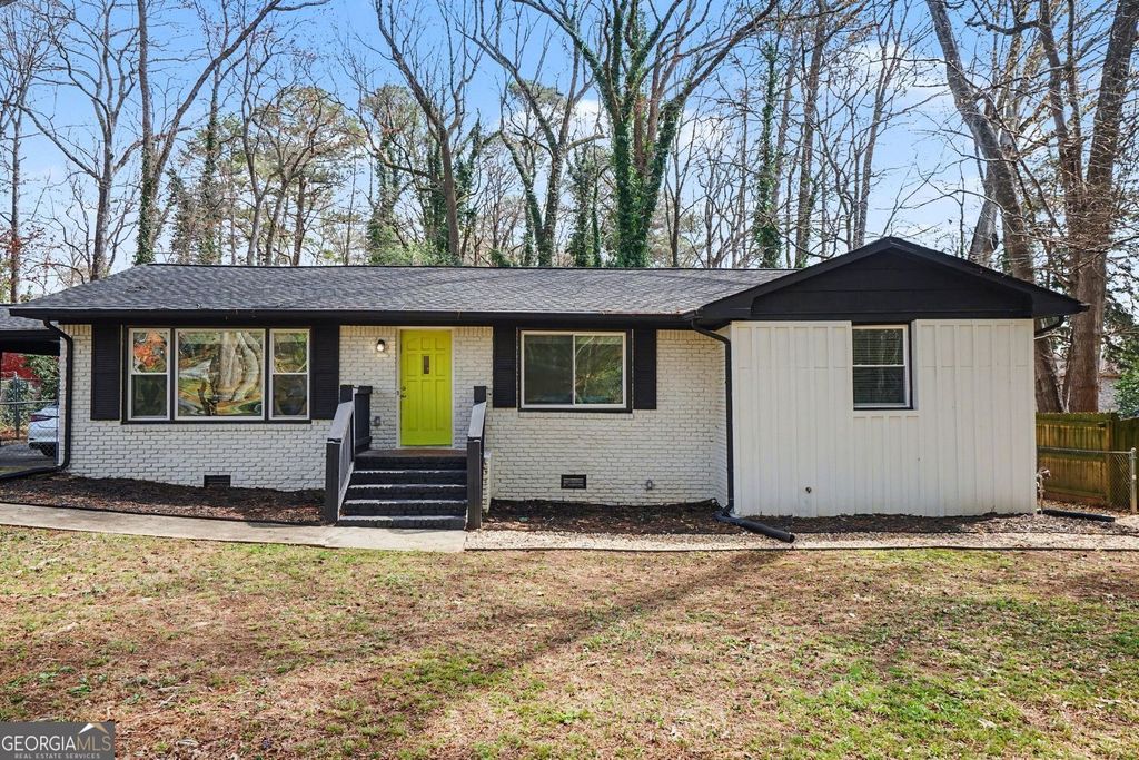 Photo of 3534 Spring Circle, Decatur, GA 30032 (MLS # 10706512)