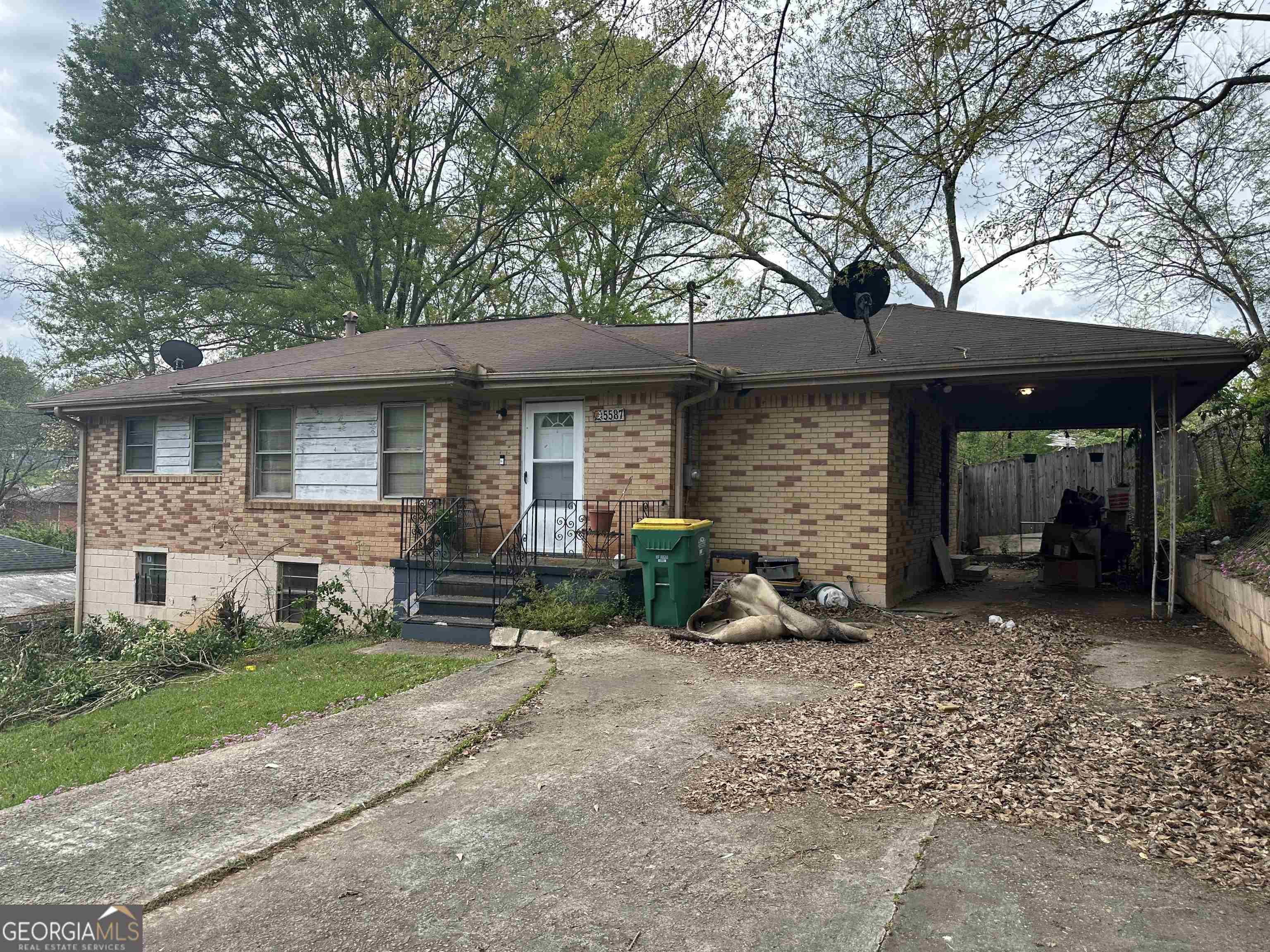 5587 Cypress DR