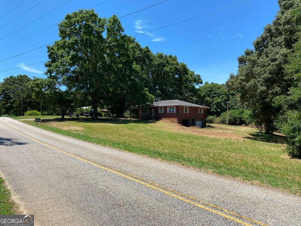 Photo of 2281 Fork Creek Road, Bowman, GA 30624 (MLS # 10785508)