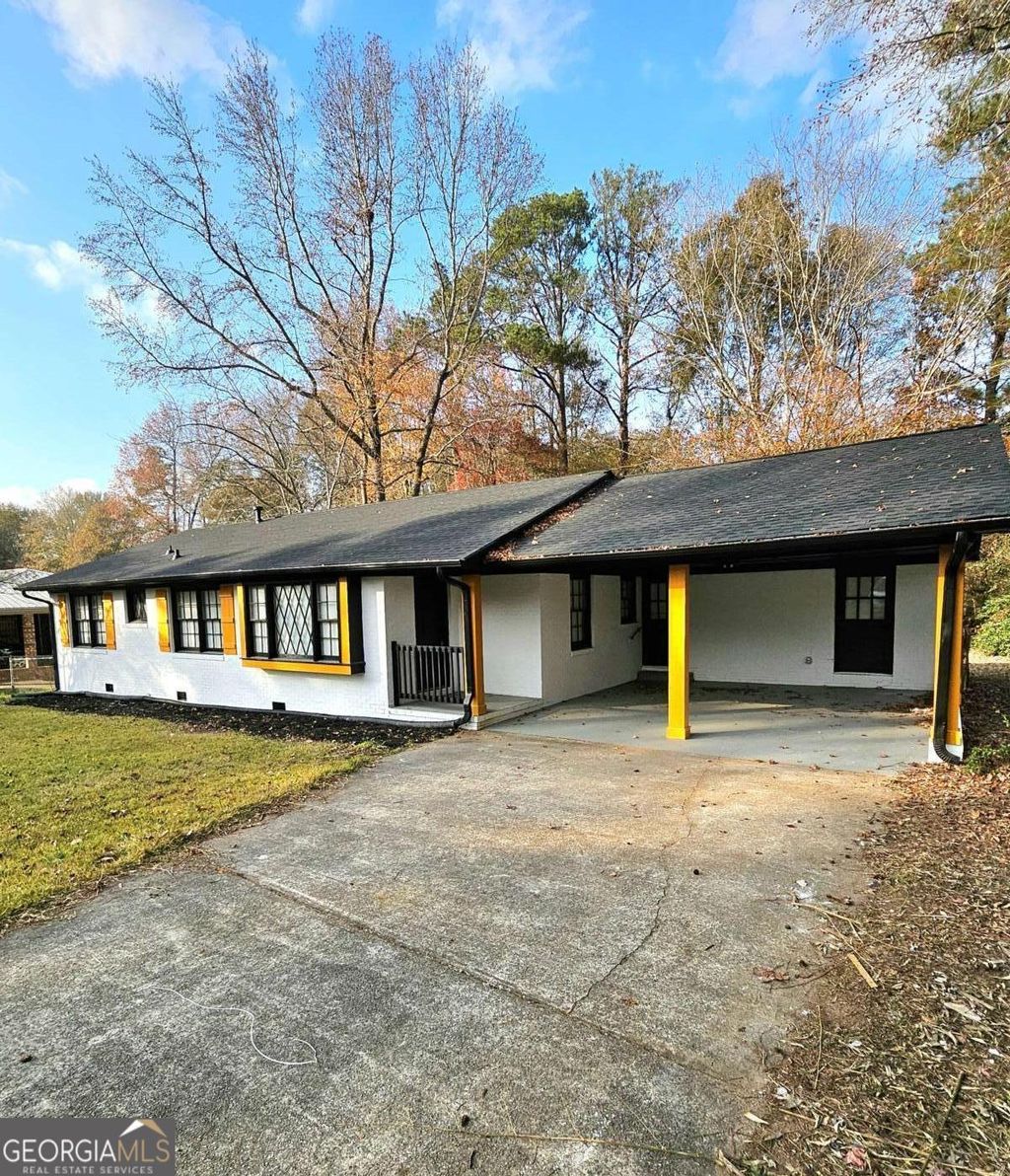 Photo of 411 E Northwood Drive, Griffin, GA 30223 (MLS # 10700985)