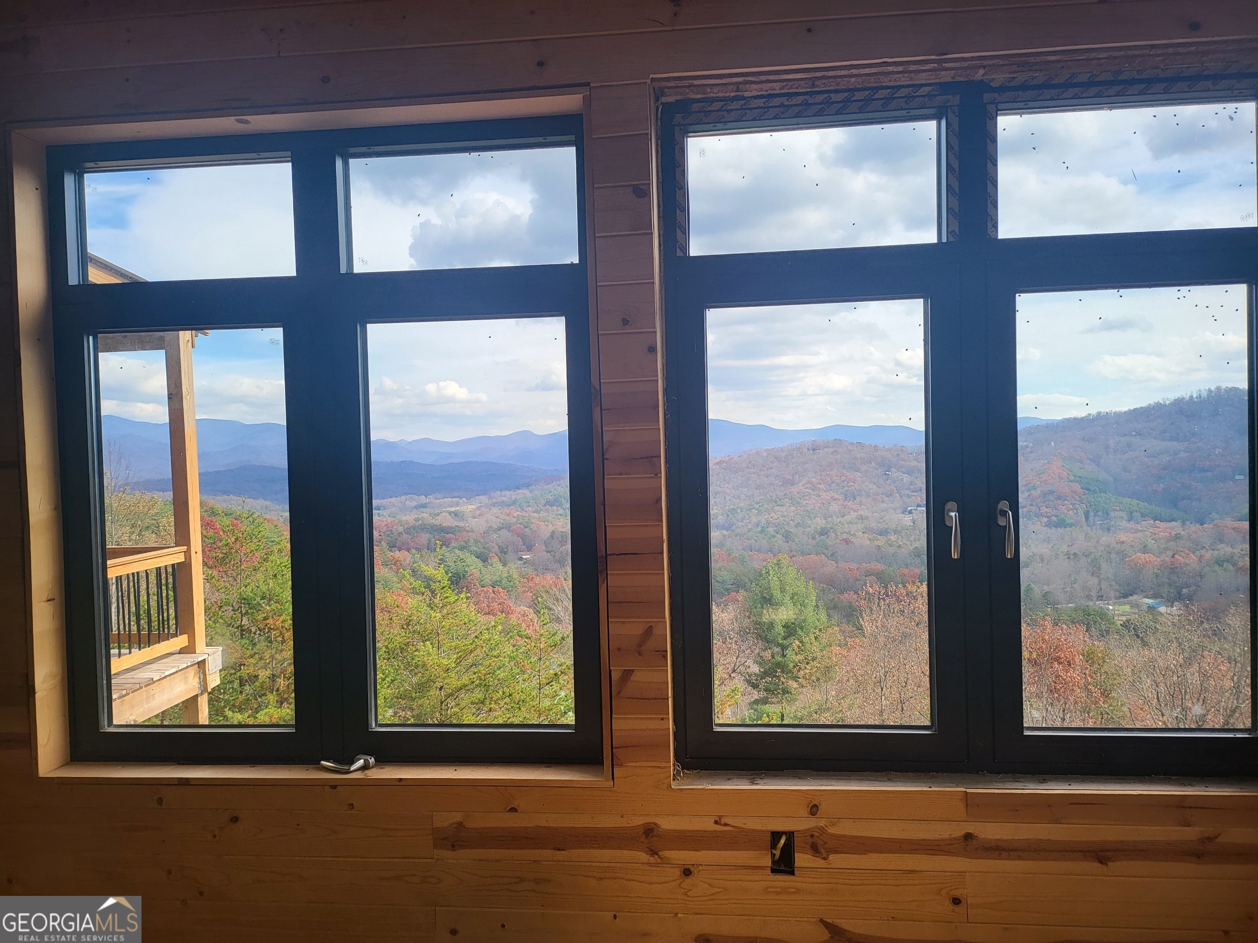 Blairsville, Georgia 30512, United States, 3 Bedrooms Bedrooms, ,4 BathroomsBathrooms,Residential,Active,234940