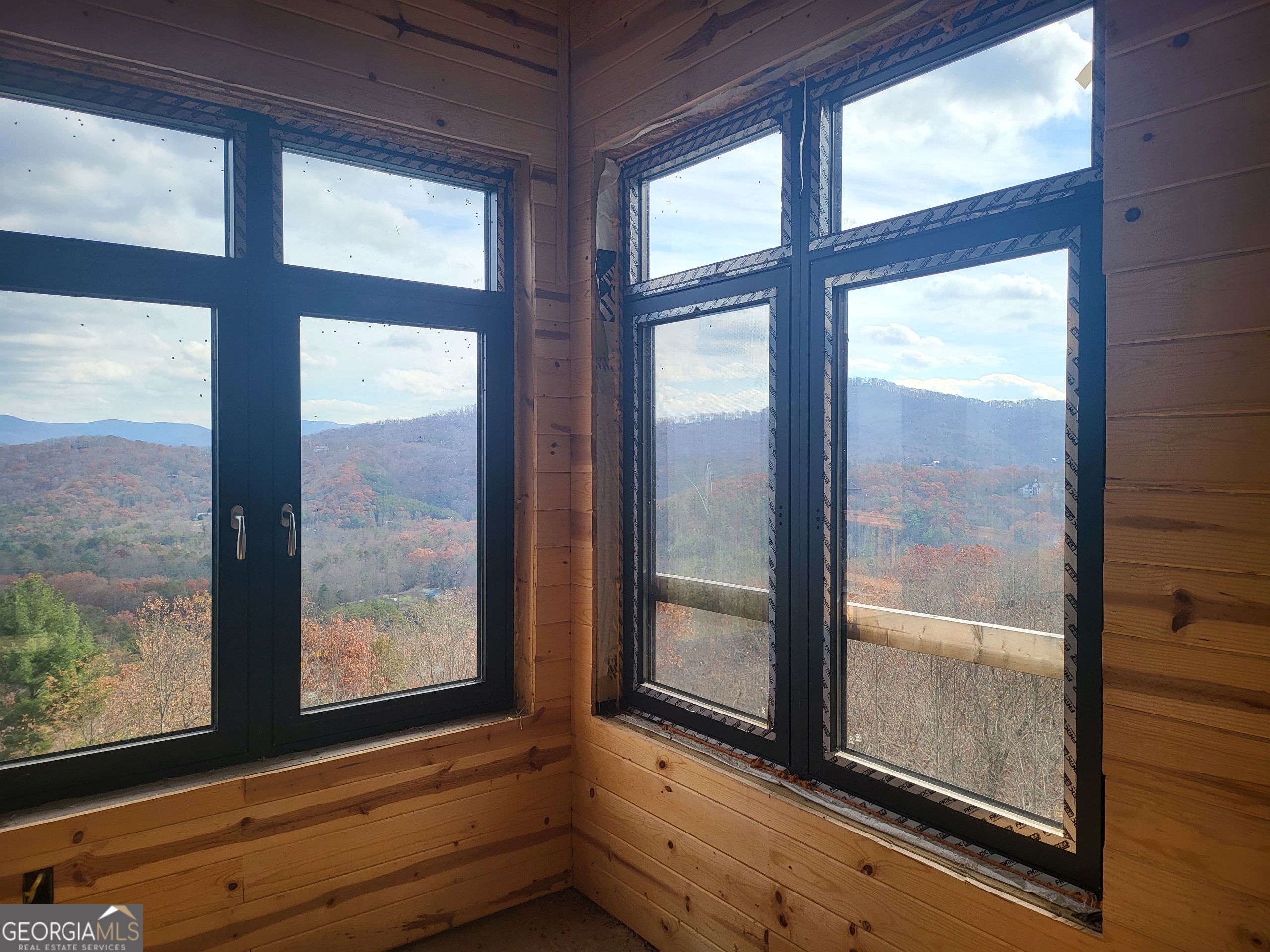 Blairsville, Georgia 30512, United States, 3 Bedrooms Bedrooms, ,4 BathroomsBathrooms,Residential,Active,234940