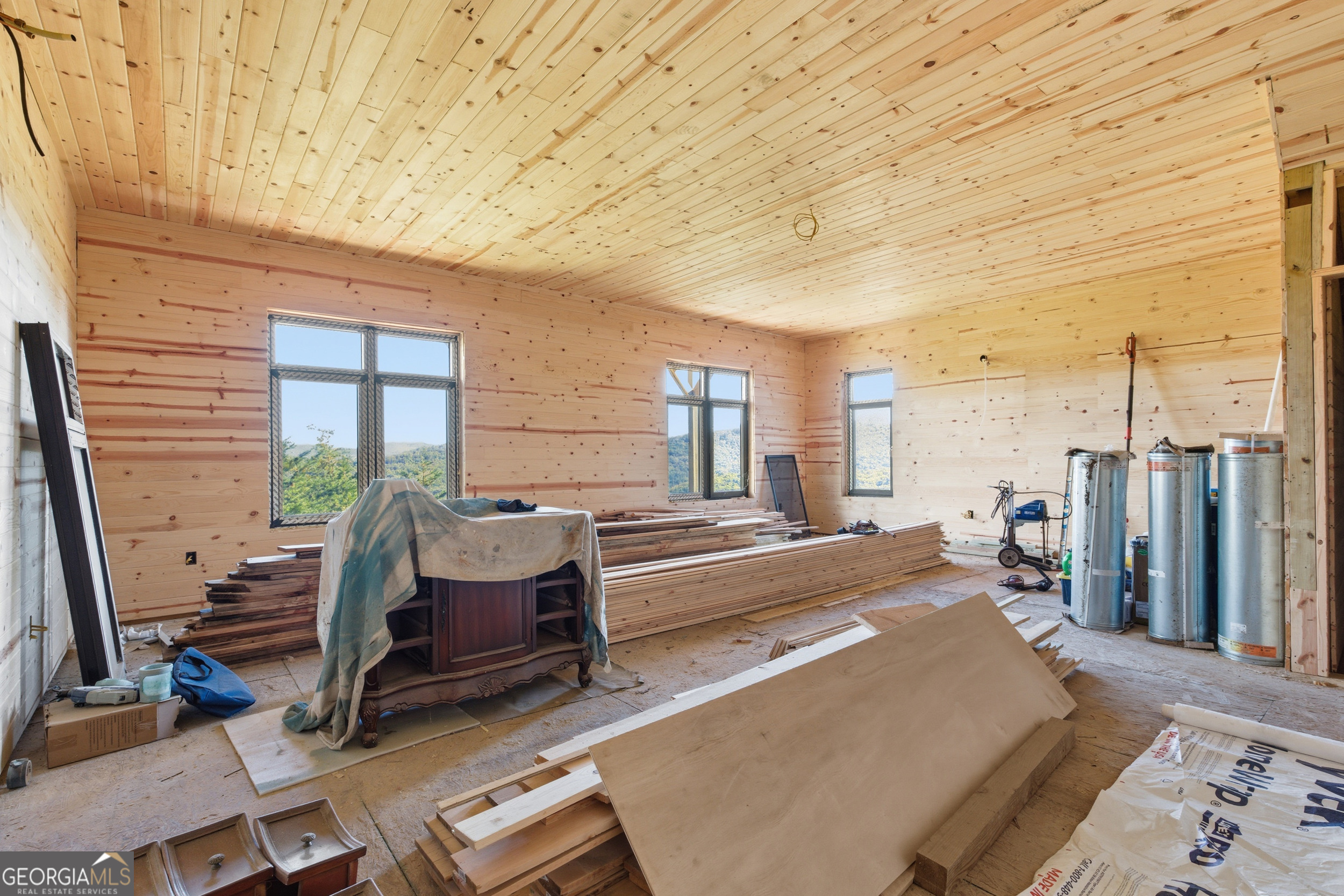 Blairsville, Georgia 30512, United States, 3 Bedrooms Bedrooms, ,4 BathroomsBathrooms,Residential,Active,234940