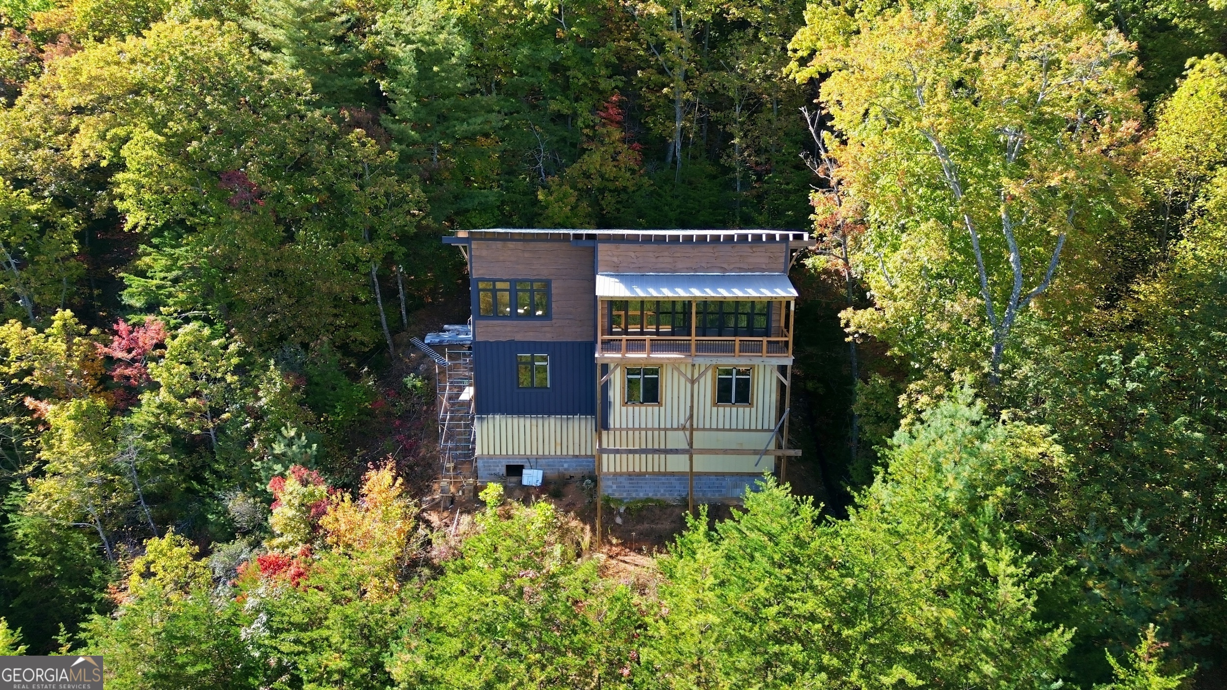 389 Fort Mountain RD