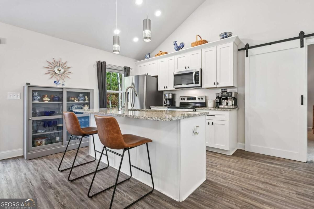 217 Lakewood DR