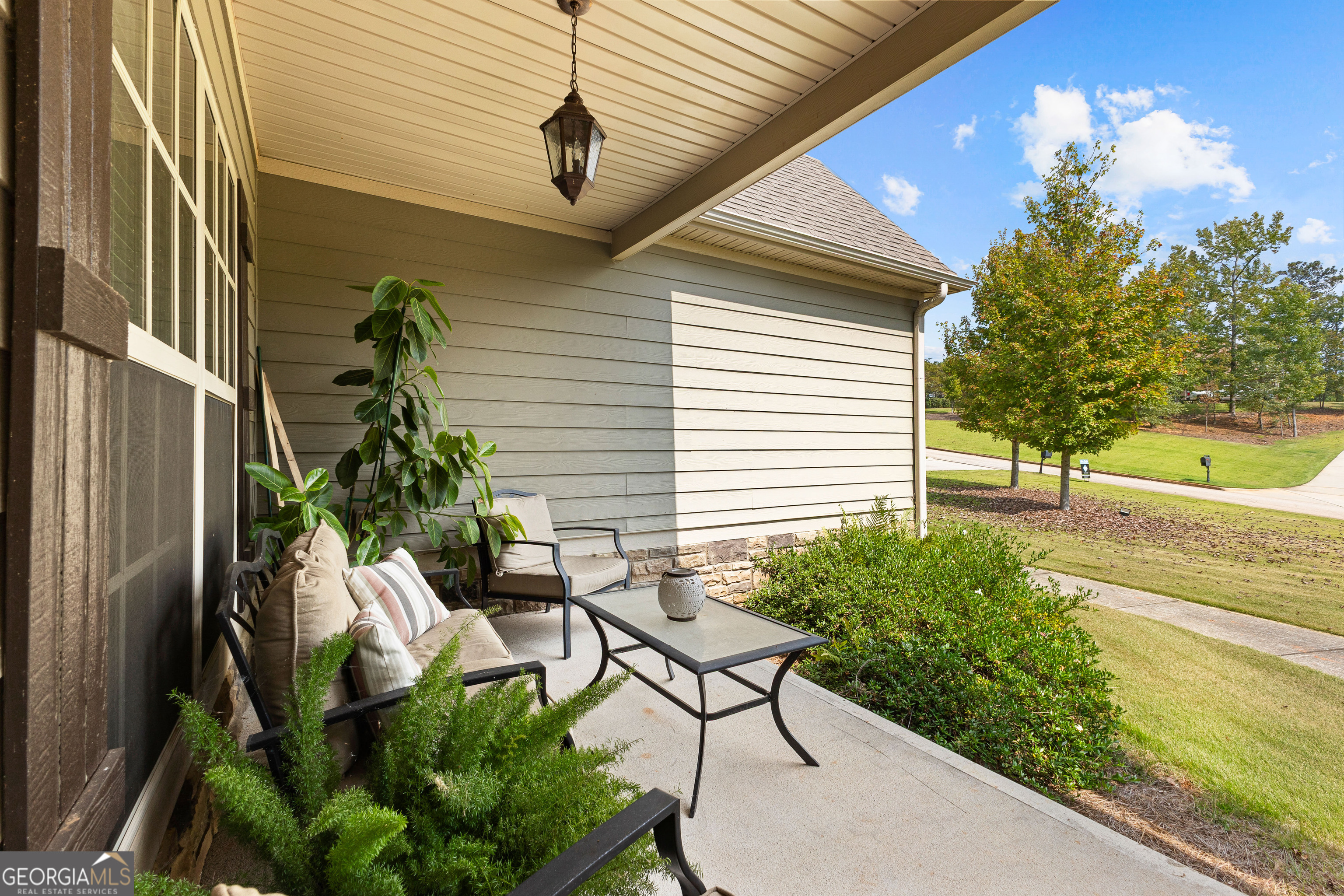 348 Willow Pointe DR