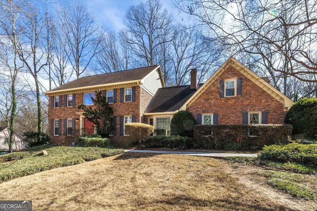 Photo of 6088 Millstone Run, Smoke Rise, GA 30087 (MLS # 10696293)