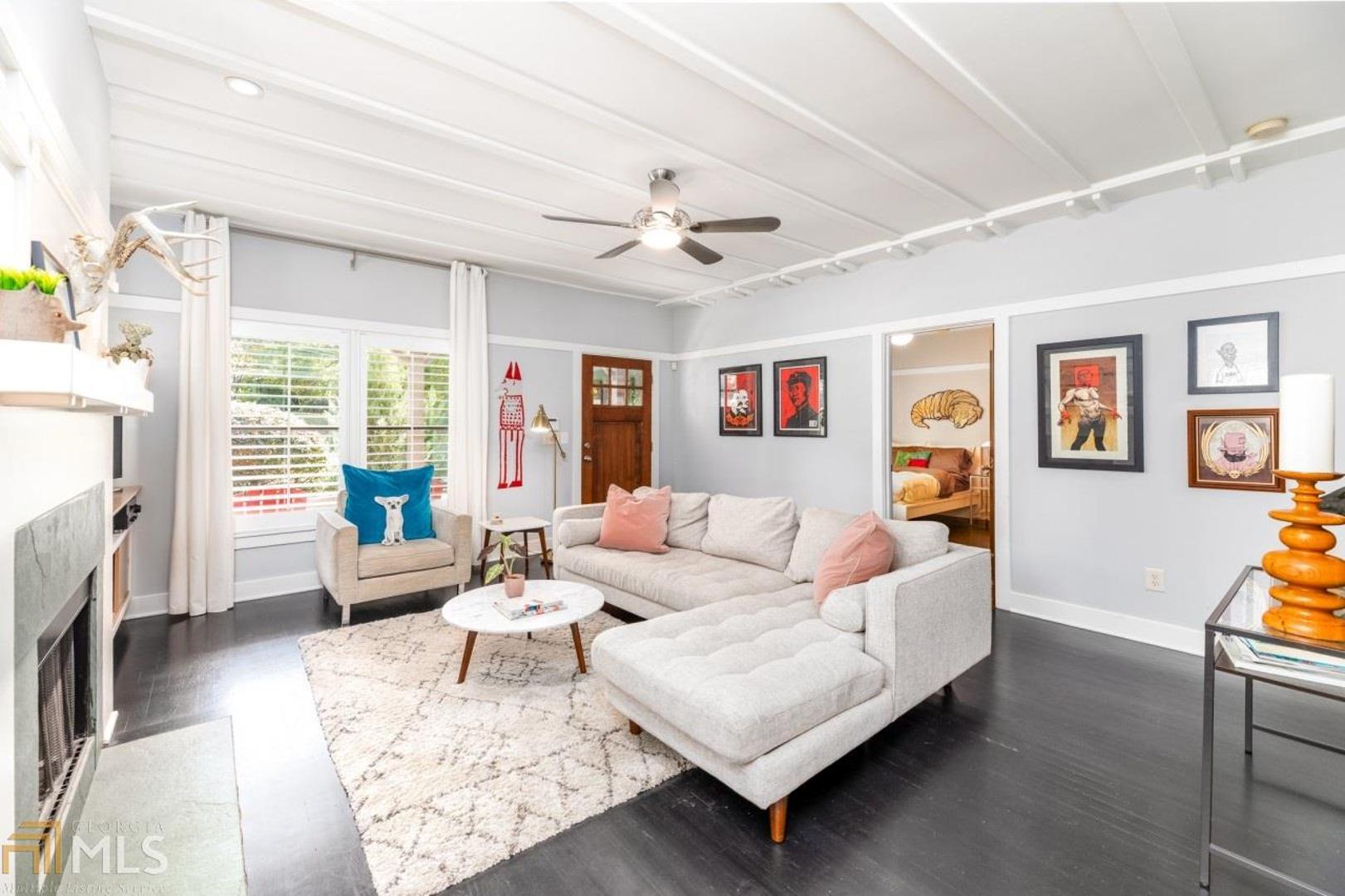 Ormewood Park - Woodland Hills - Residential