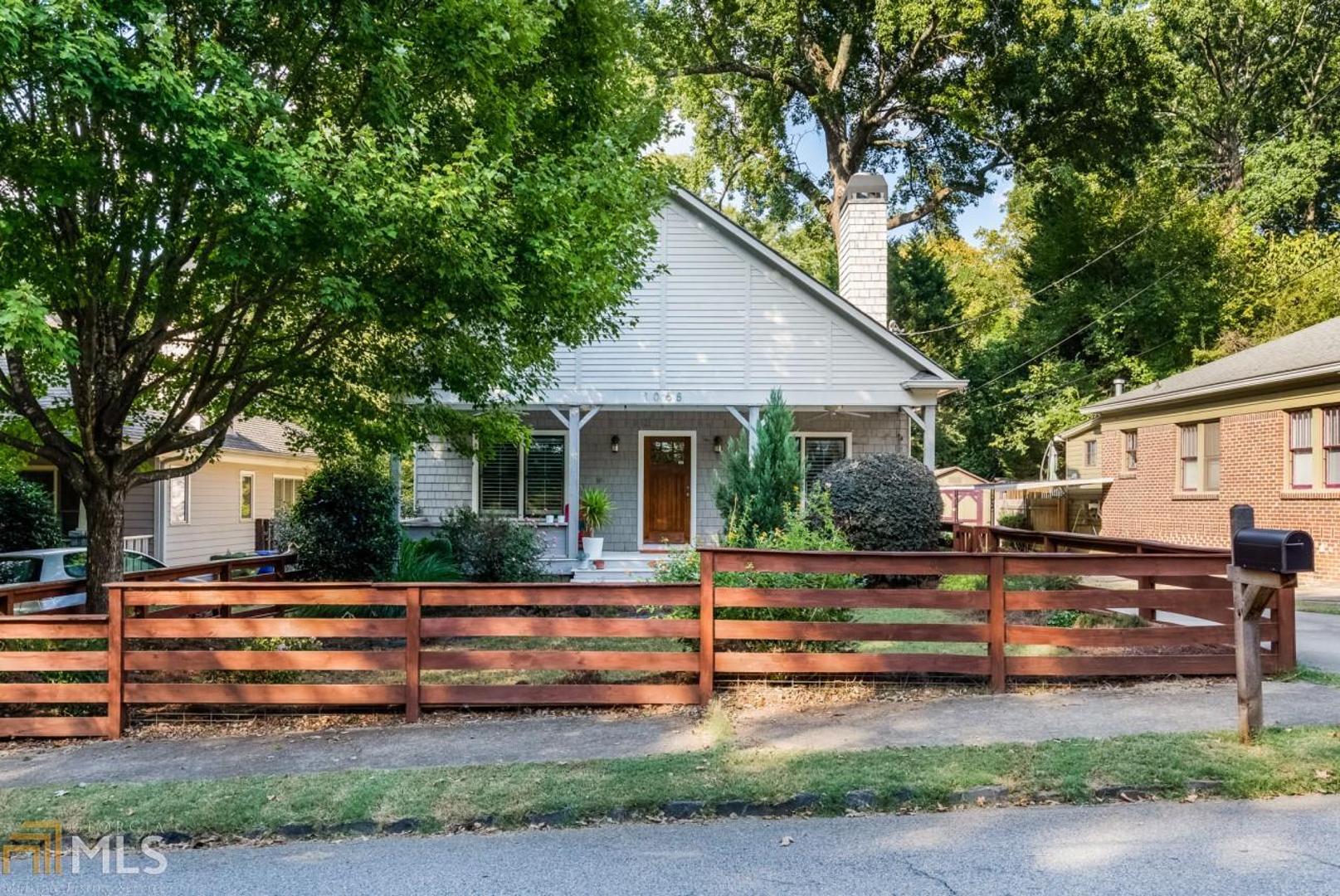 Ormewood Park - Woodland Hills - Residential