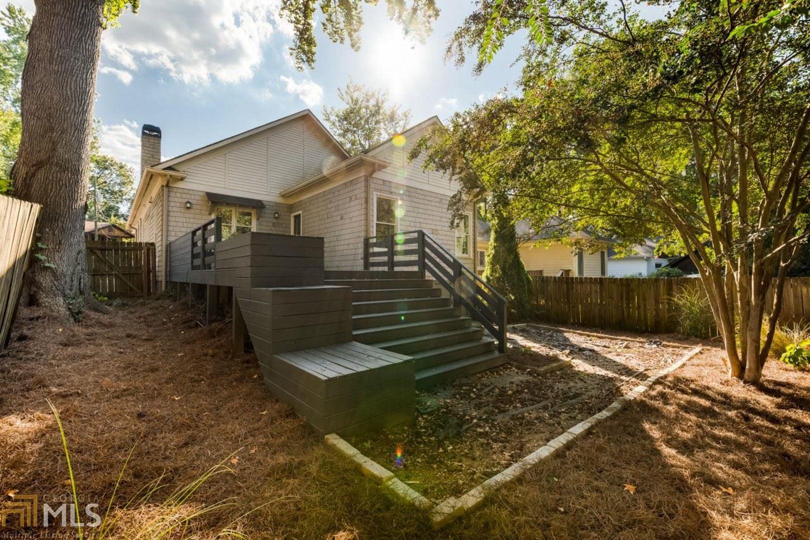 Ormewood Park - Woodland Hills - Residential