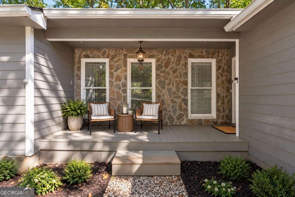 114 Corley CIR