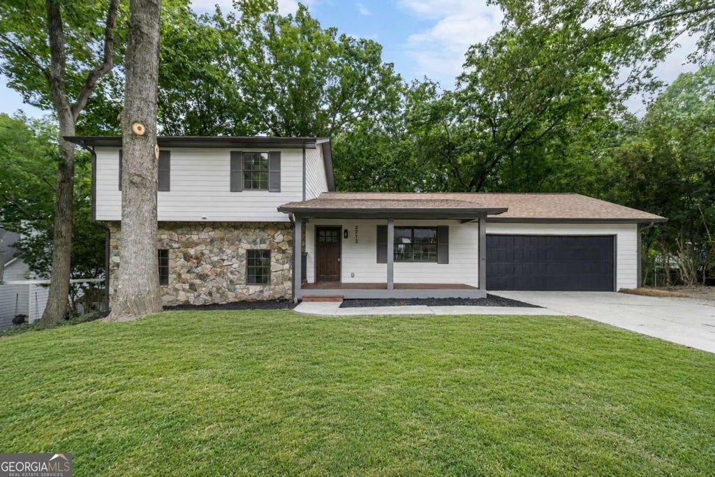 Photo of 2273 Ivy Crest Drive, Buford, GA 30519 (MLS # 10798371)