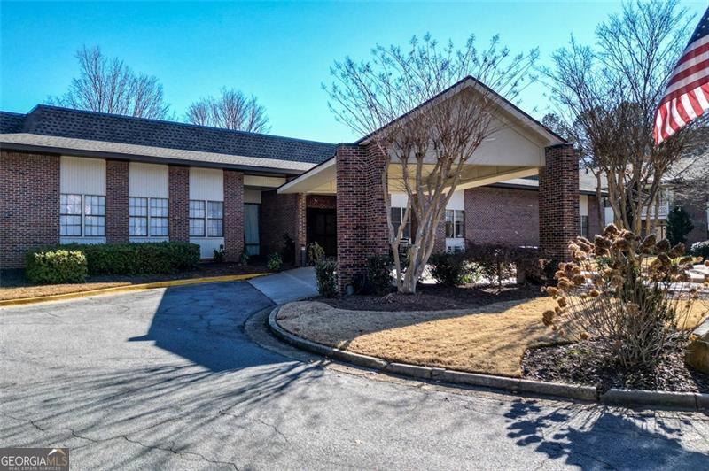 475 Mount Vernon HWY NE C-220