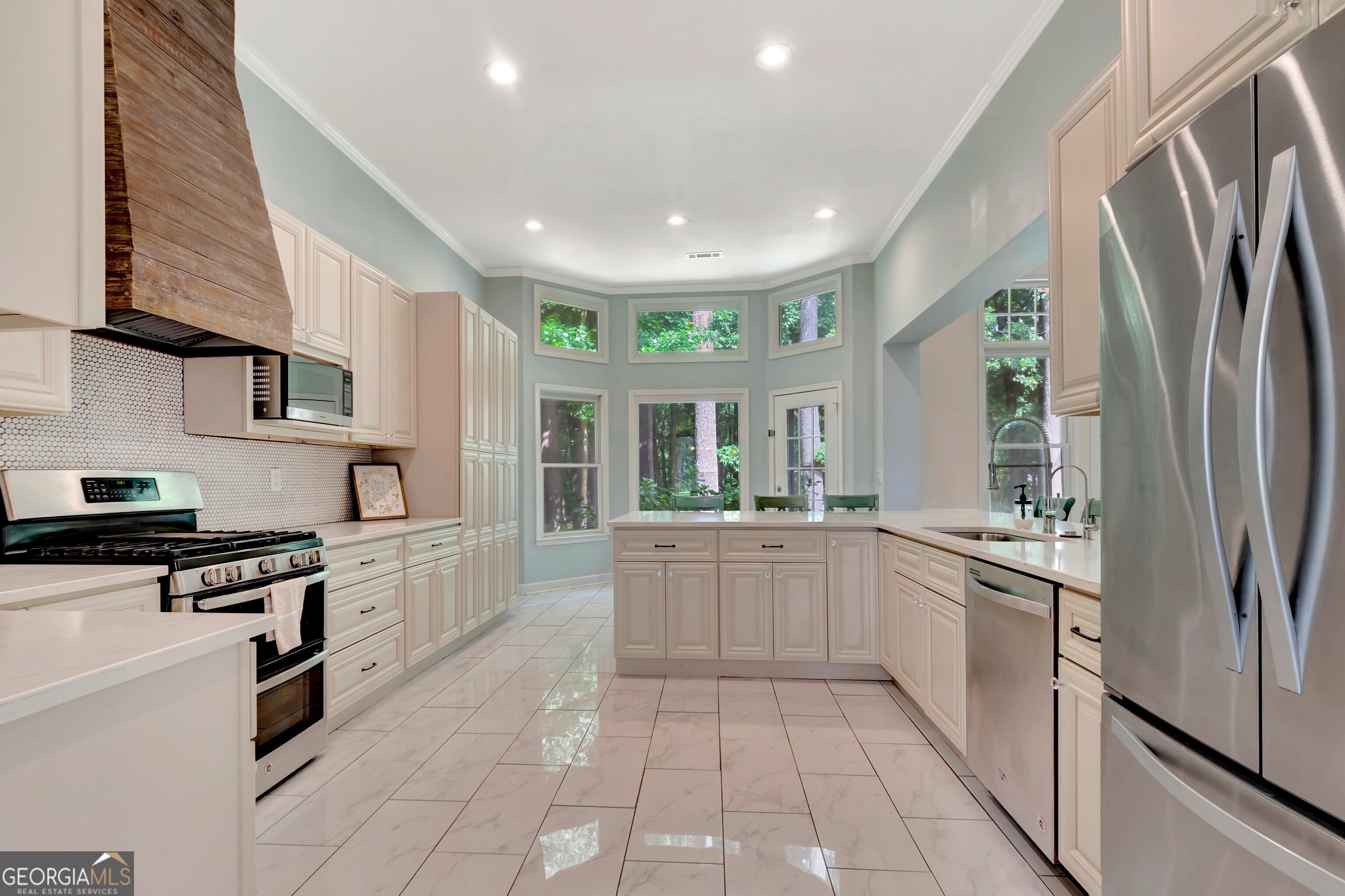 185 Newfield DR 1