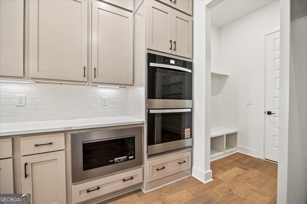 Gainesville, Georgia 30506, United States, 4 Bedrooms Bedrooms, ,4 BathroomsBathrooms,Residential,Active,223212