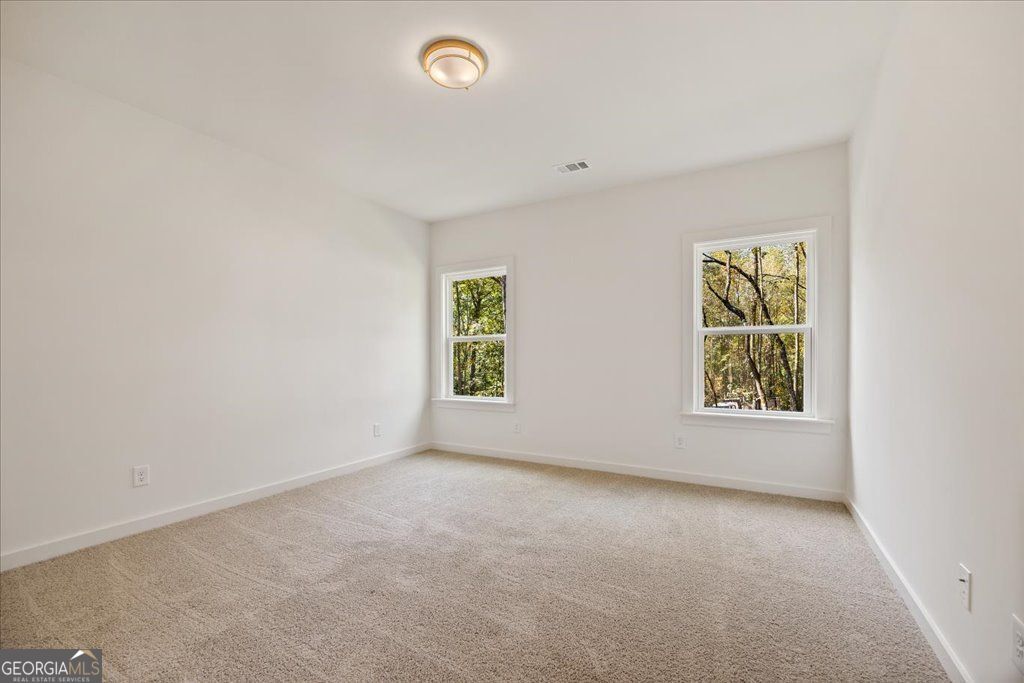 Gainesville, Georgia 30506, United States, 4 Bedrooms Bedrooms, ,4 BathroomsBathrooms,Residential,Active,223212