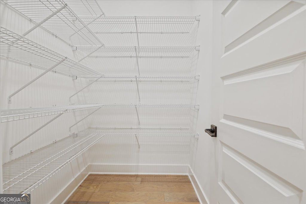 Gainesville, Georgia 30506, United States, 4 Bedrooms Bedrooms, ,4 BathroomsBathrooms,Residential,Active,223212