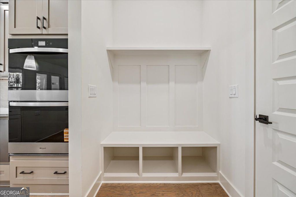 Gainesville, Georgia 30506, United States, 4 Bedrooms Bedrooms, ,4 BathroomsBathrooms,Residential,Active,223212