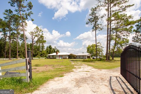 6860 Douglas HWY Millwood GA 31552