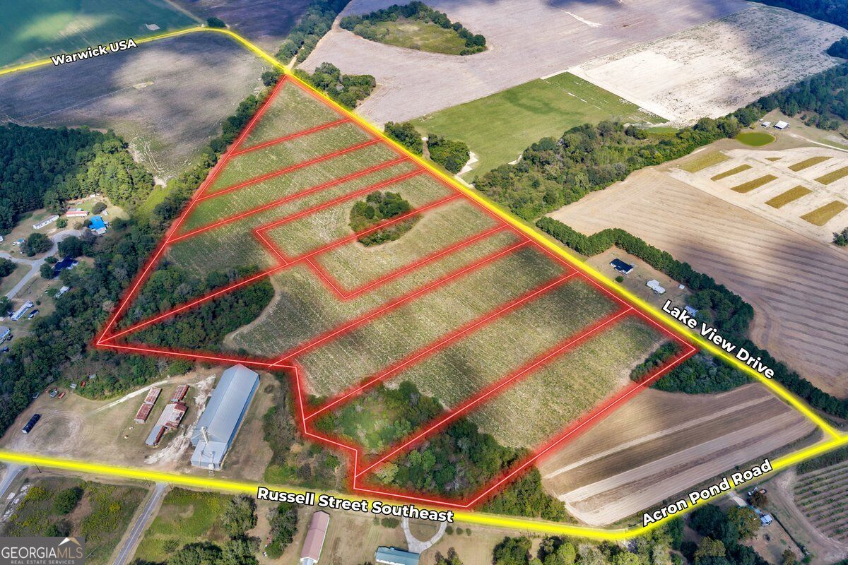 208 SE Lakeview DR LOT 1