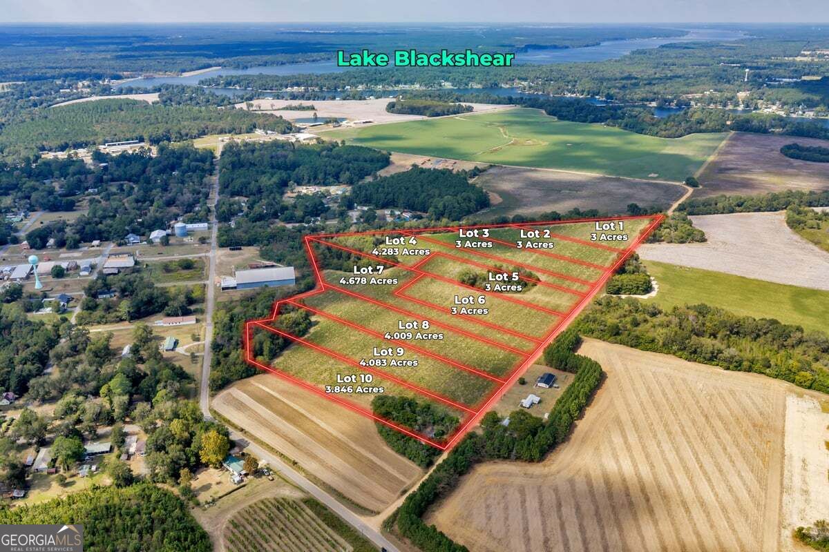 208 SE Lakeview DR LOT 1