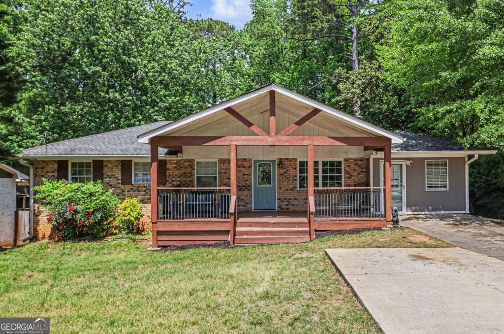 Photo of 3510 Dunn Street SE, Smyrna, GA 30080 (MLS # 10739969)